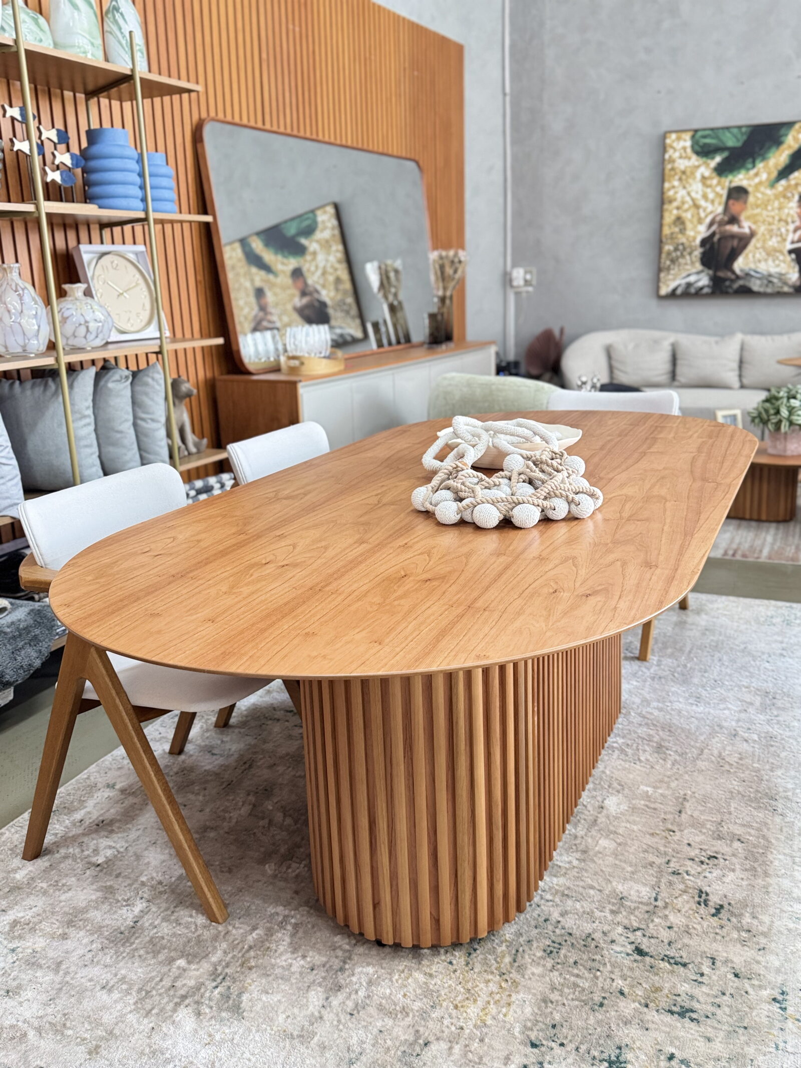 Mesa de jantar com base ripado foto 4